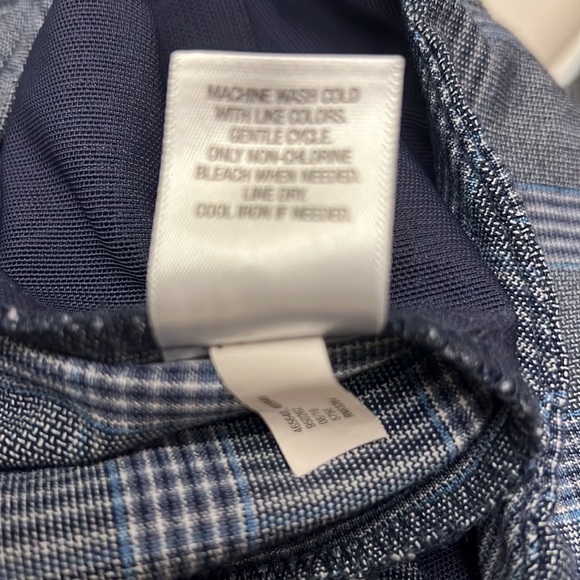 ROZ & ALI BLUE PLAID PULL ON TROUSERS - Picture 7 of 7